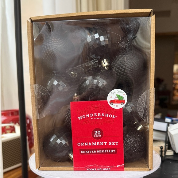 Wondershop Other - Wondershop Dark Ornament Set - 20 Pieces